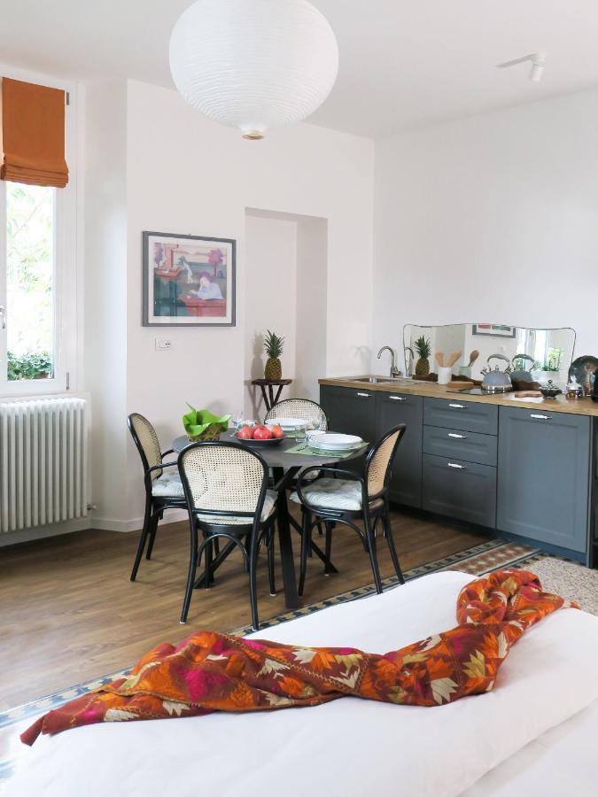 קומו Villa Crochat מראה חיצוני תמונה